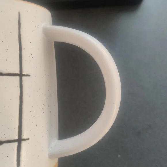 Grid Pattern Ceramic Mug - Picture 5 of 8